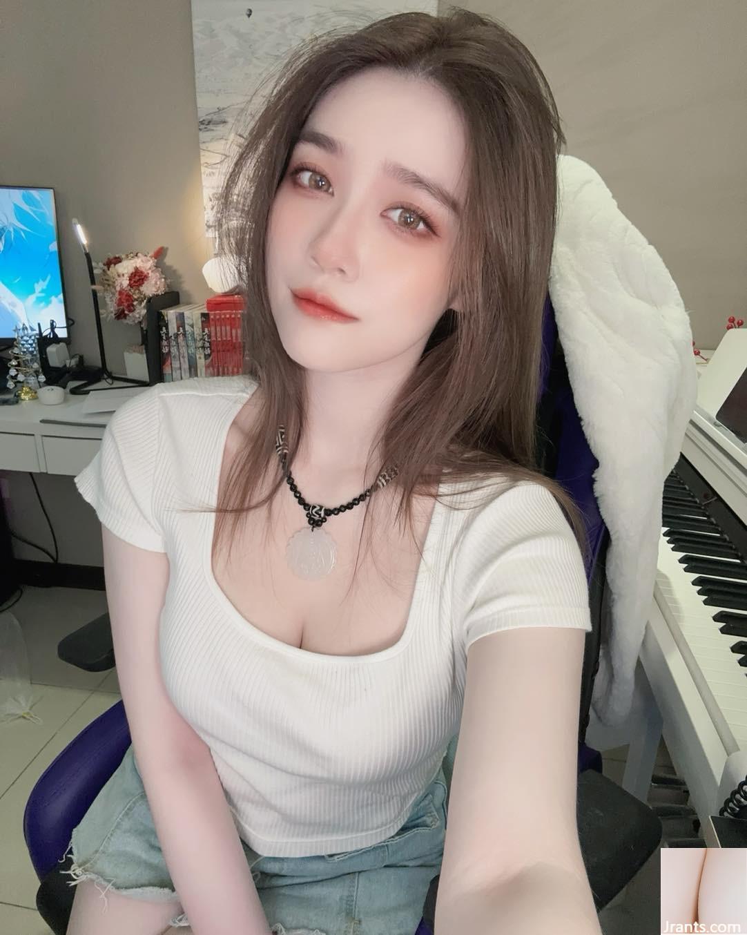 Đường cong nụ cười trên ngực của cô nàng ngọt ngào “Kaiqi K7” khiến dân tình tan chảy ngay lập tức (16P) - Ảnh 5