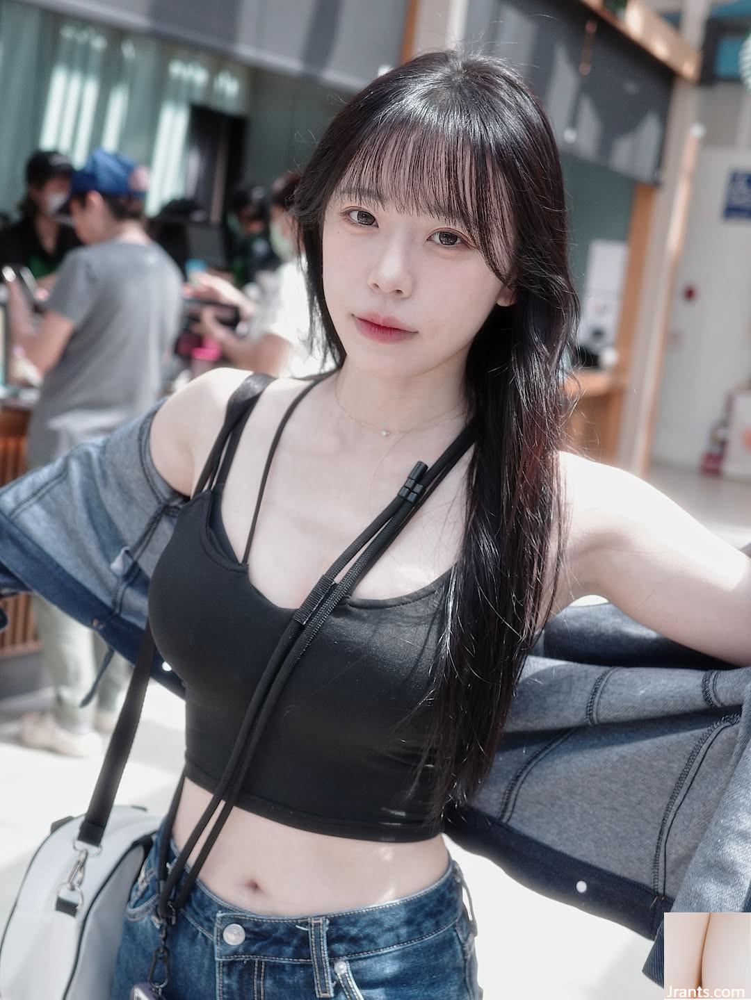 “Bác ma đỏ” sở hữu thân hình nóng bỏng với khí chất lém lỉnh và nụ cười hoàn hảo (10P) - Ảnh 10