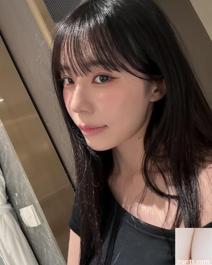 “Bác ma đỏ” sở hữu thân hình nóng bỏng với khí chất lém lỉnh và nụ cười hoàn hảo (10P) - Ảnh 6