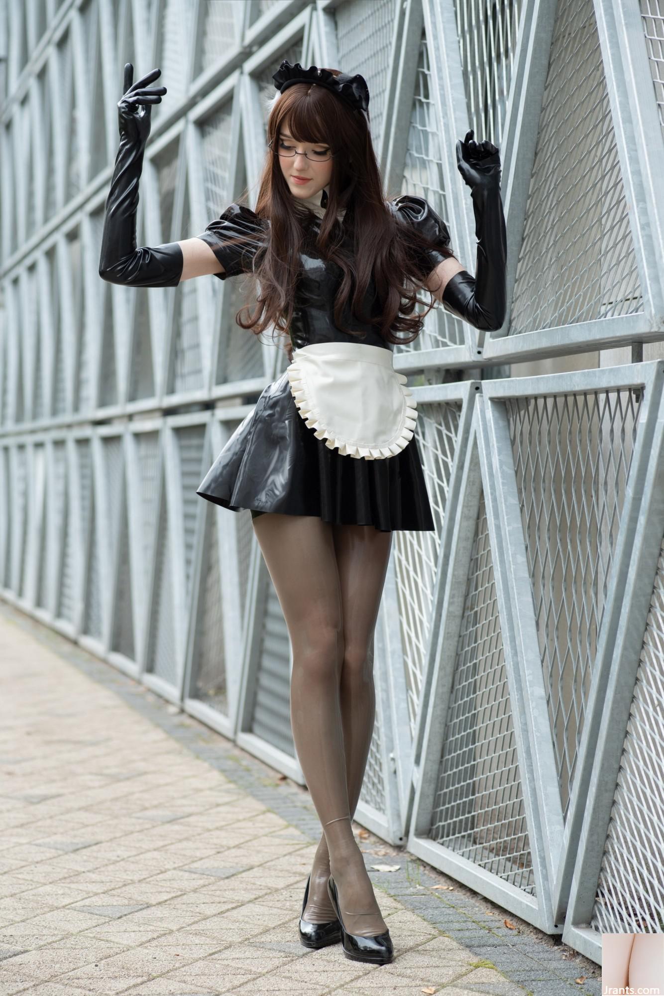 Người Giúp Việc Cao Su Kẹo Bóng (75P) - Ảnh 11