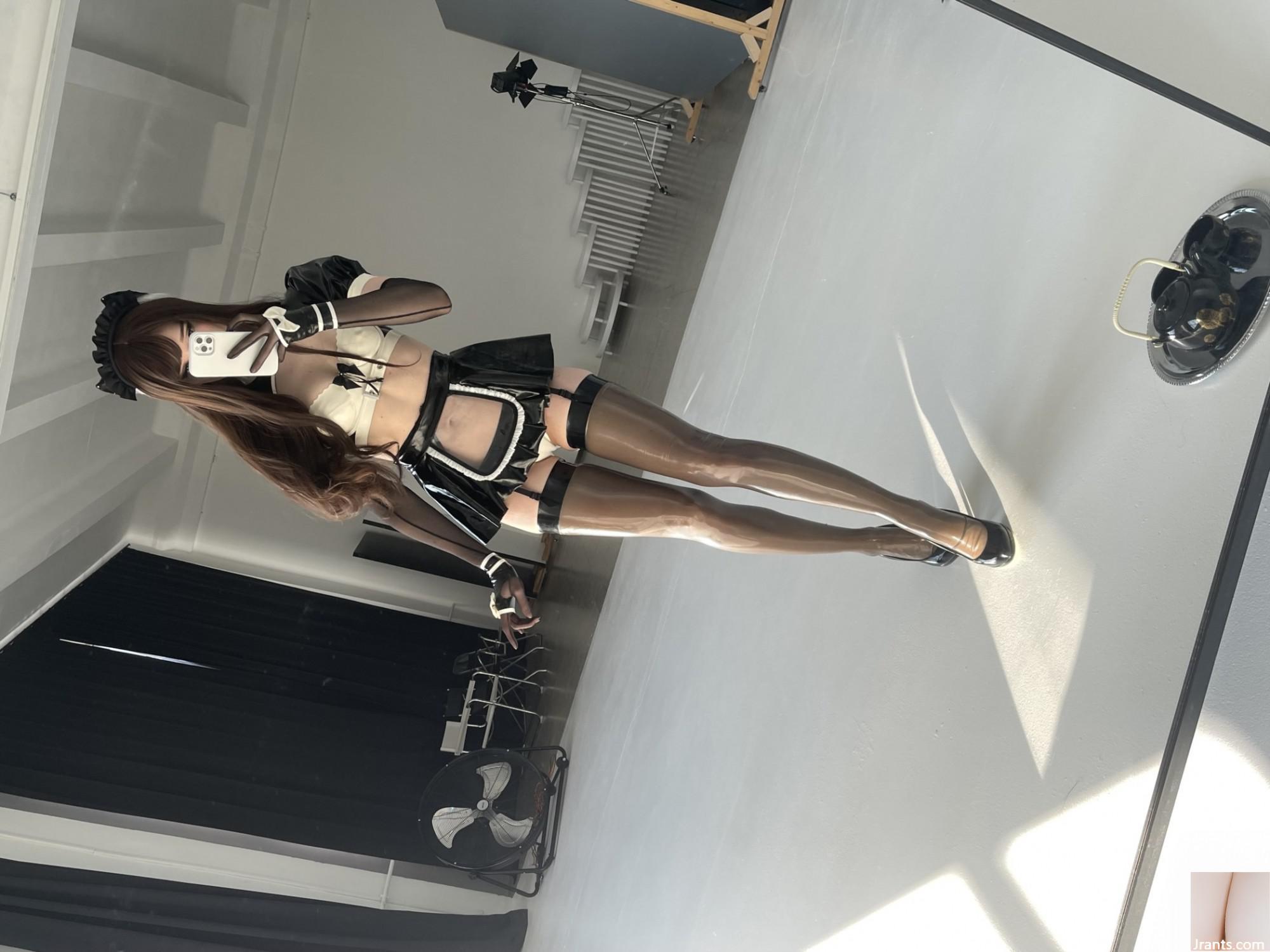 Người Giúp Việc Cao Su Kẹo Bóng (75P) - Ảnh 67