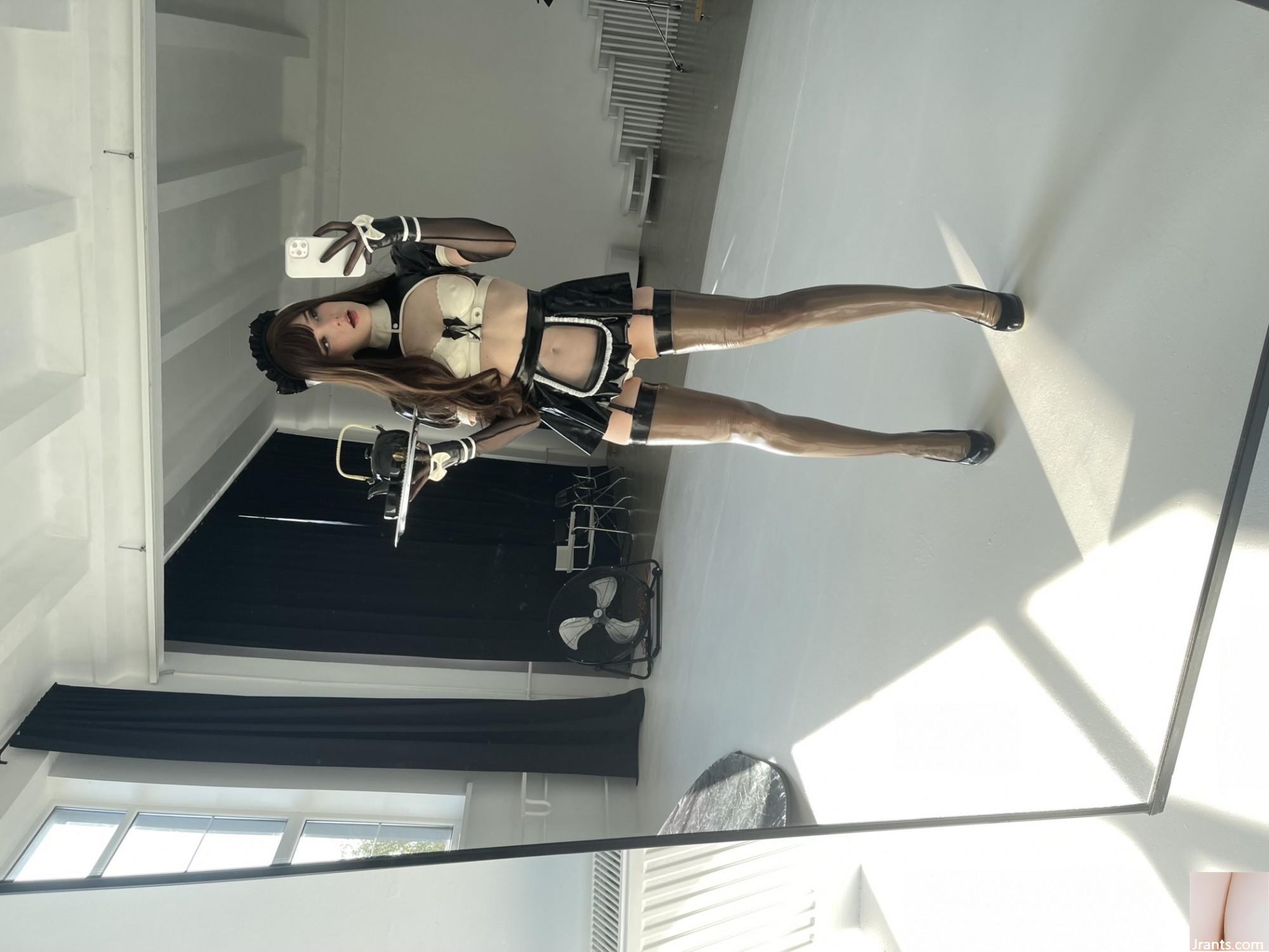 Người Giúp Việc Cao Su Kẹo Bóng (75P) - Ảnh 73