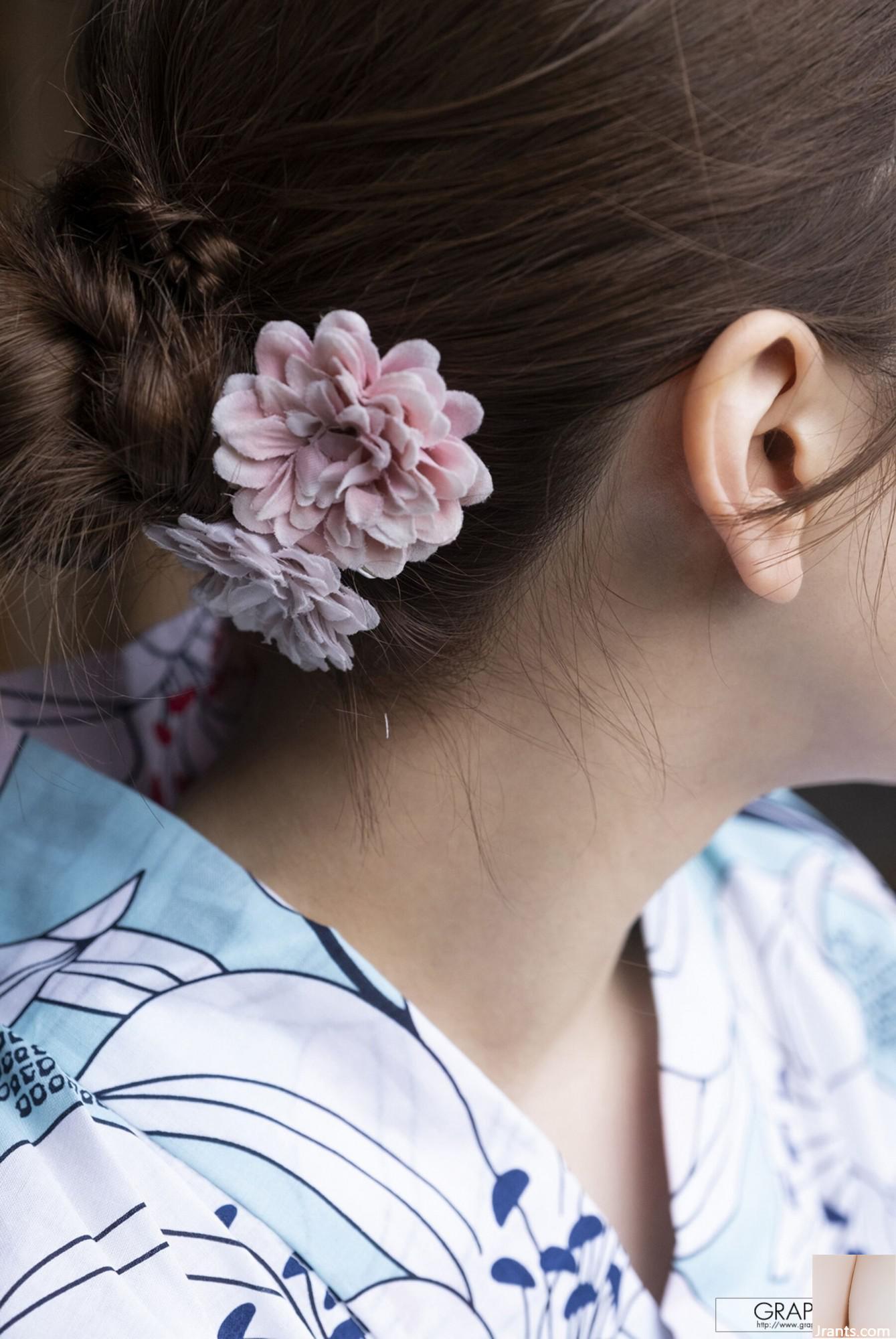 Mirei Uno (Graphis) “Đường cong” (158P) - Ảnh 39