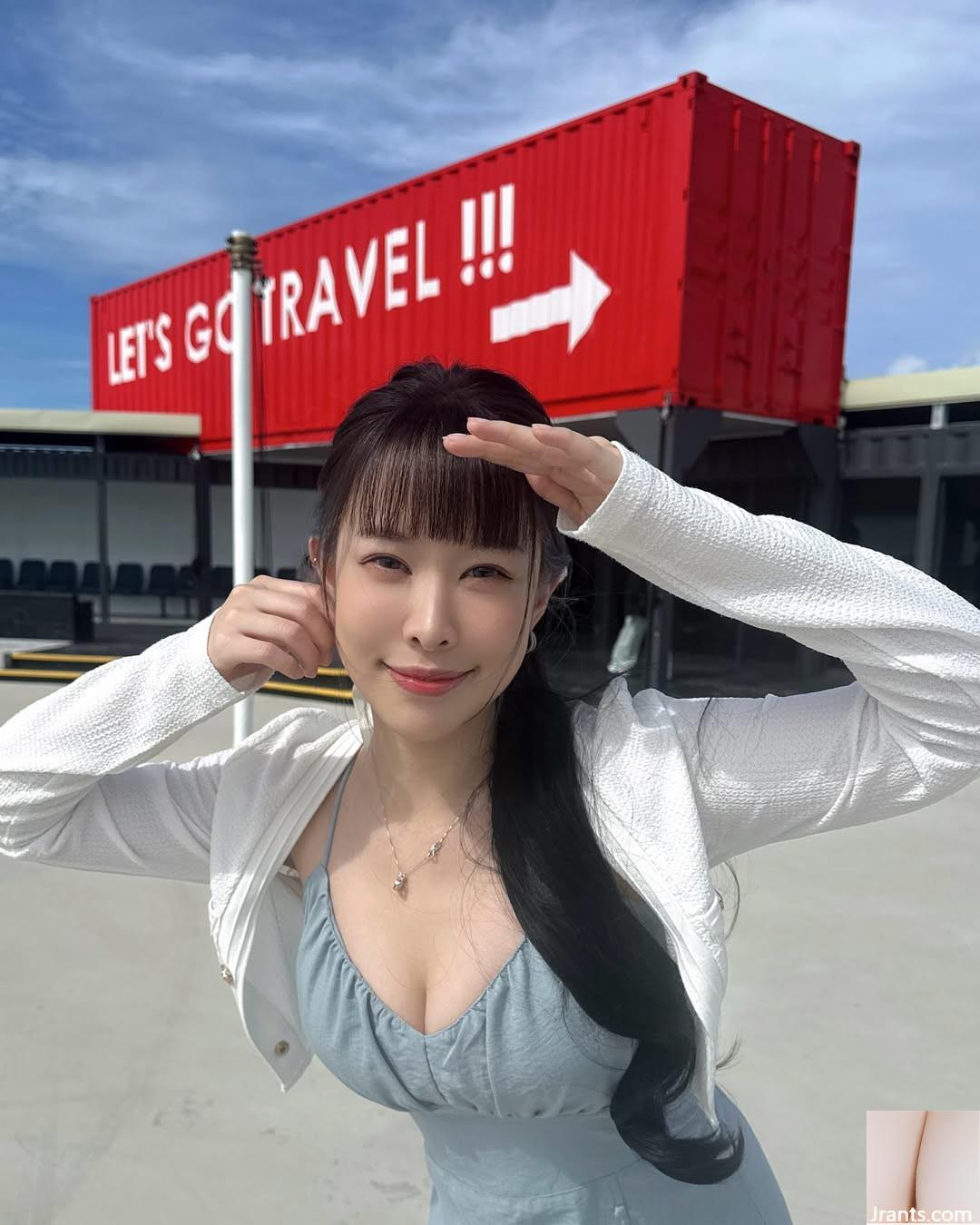 “Dada” có bộ ngực đầy đặn và đẹp không thể rời mắt (10P)