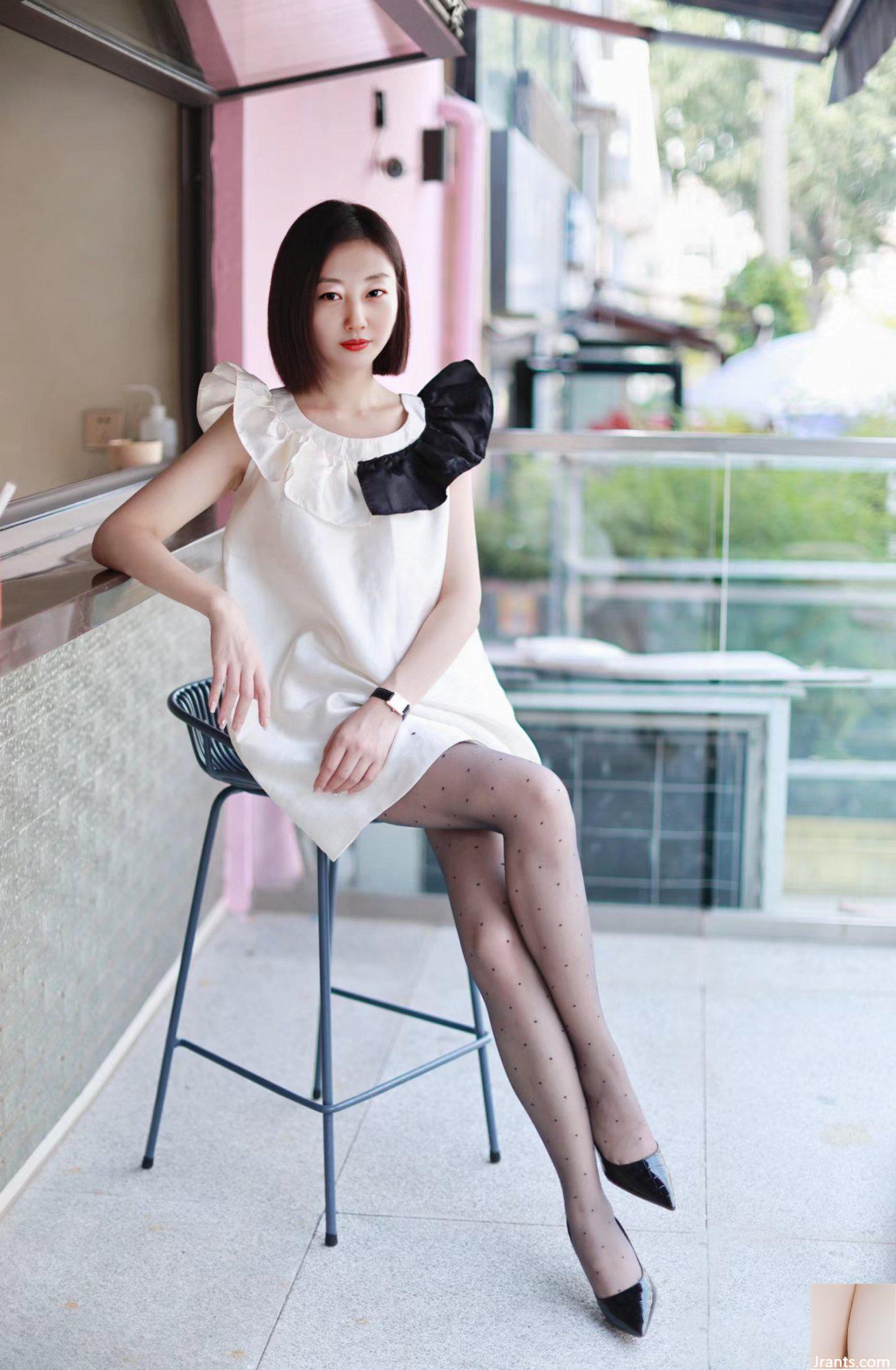 Giày cao gót và tất đen làm đẹp trên Internet có đầy đủ lợi ích (30P) - Ảnh 19