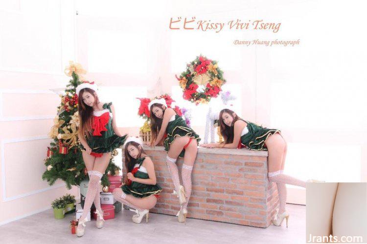 -Natsuki KissyVivi~Trang phục Giáng sinh nóng bỏng, quần lót siêu mỏng để lộ mông trắng (50P) - Ảnh 45