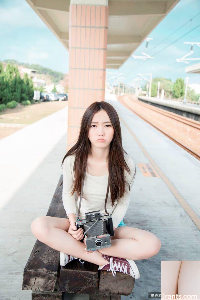 “Đôi chân đẹp của Chúa” ~ Zhang Caitai (Winnie) ~ Đôi chân thon 106 cm quá hôi (61P) - Ảnh 11