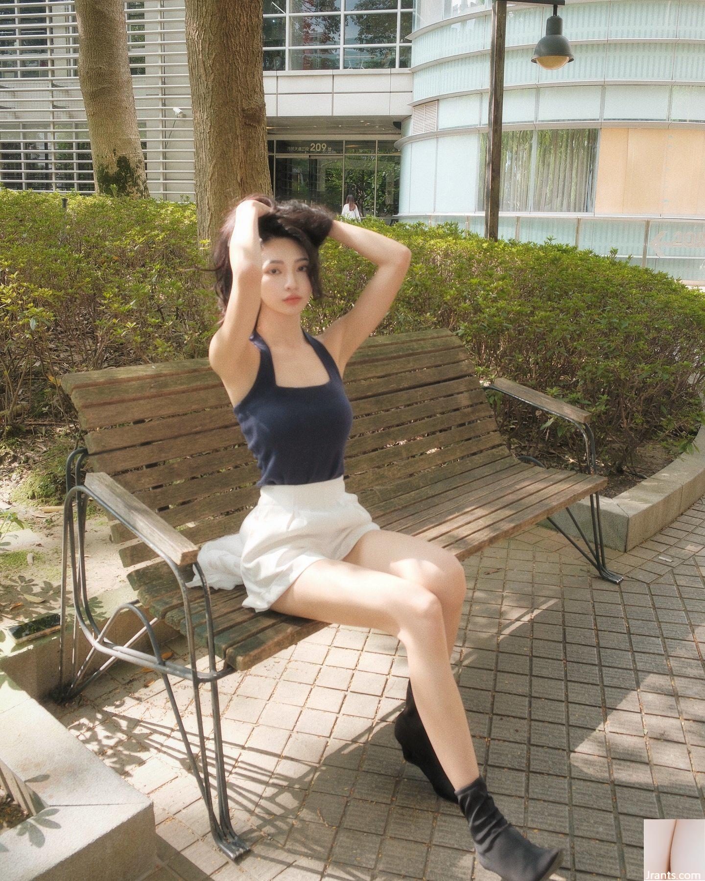 Đường cong hoàn hảo “Chen Yulei” khoe đường cong ngực và mông tuyệt đẹp (17P)