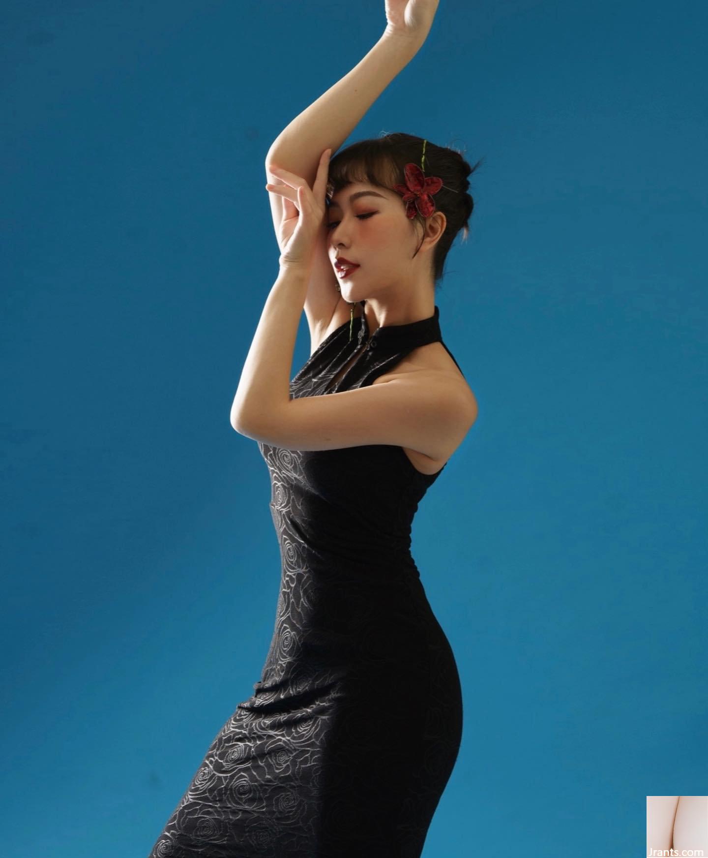 Đường rãnh sâu như tuyết trắng “Thầy Fang Cen” có khí chất gợi cảm và dáng người hung dữ ẩn giấu (15P) - Ảnh 7