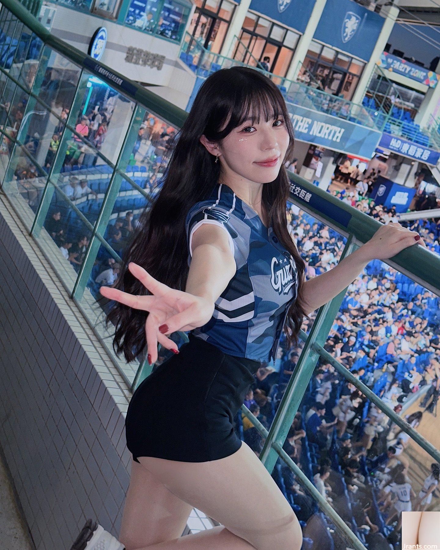 Ai có thể chịu được tất cả các loại ảnh nóng bỏng của “Bác ma đỏ akaoni” mặt nặng của Nhật Bản (20P) - Ảnh 9