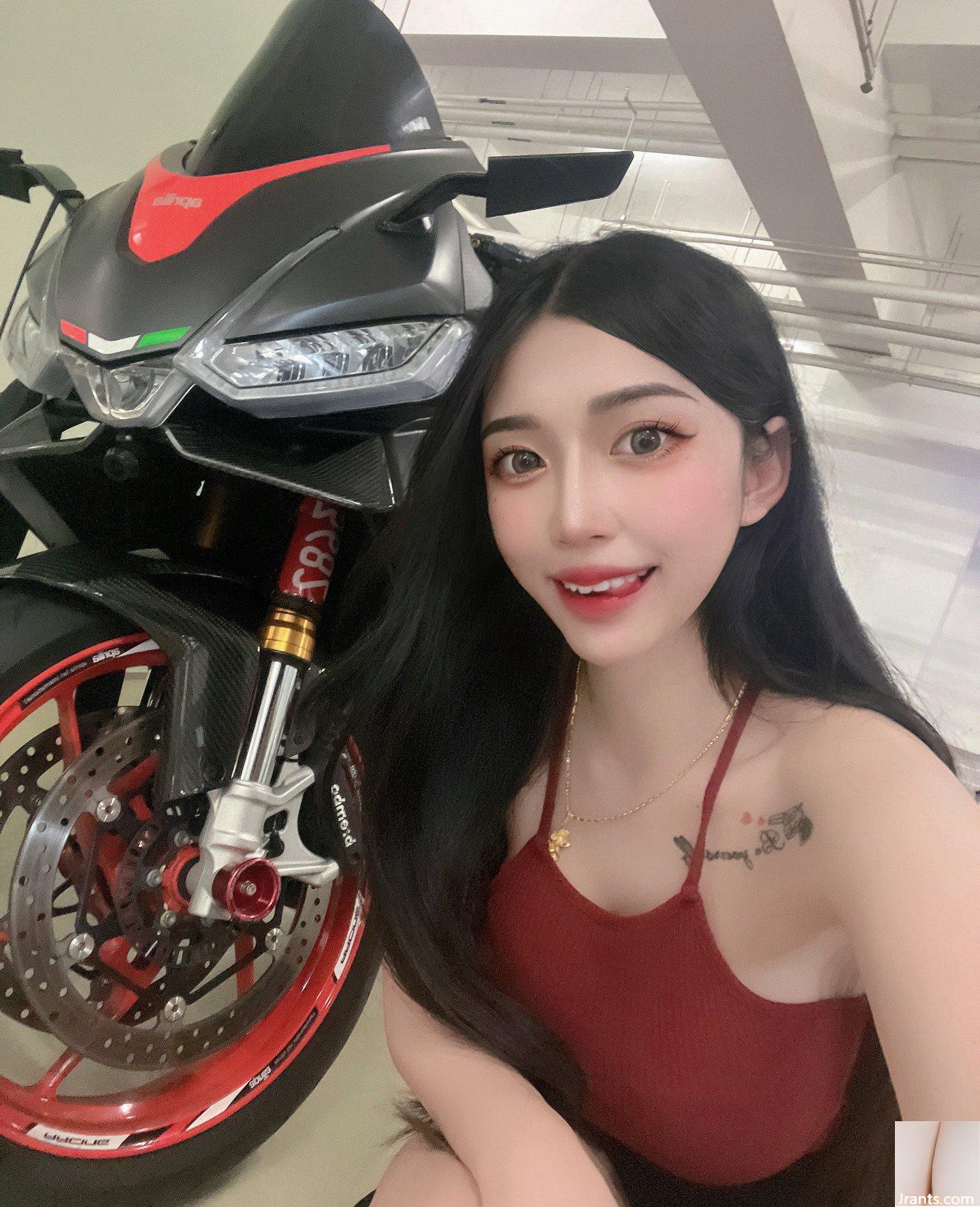 Người đẹp nhà bên “Sirong Chen” sở hữu vóc dáng cực phẩm, khoe góc nhìn độc ác (14P)