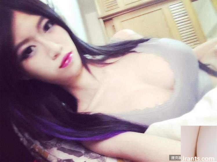 Ảnh selfie ngực khủng của cô nàng G-cup internet Gu Jia Tsz rất lớn (27P) - Ảnh 21