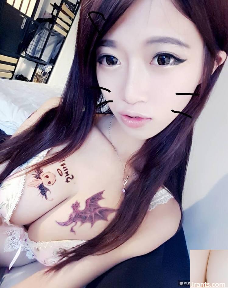 Ảnh selfie ngực khủng của cô nàng G-cup internet Gu Jia Tsz rất lớn (27P) - Ảnh 6