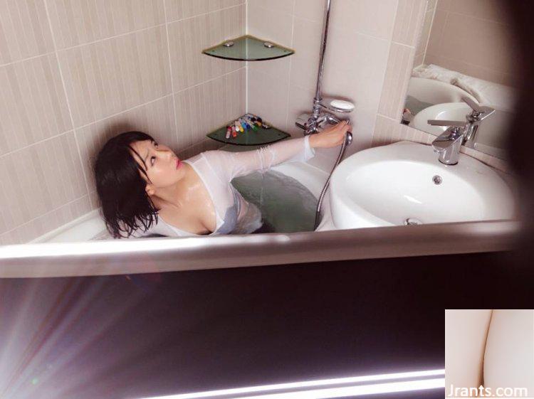 Hot girl ngực khủng làm “cà phê thân người”~Showry (41P) - Ảnh 20