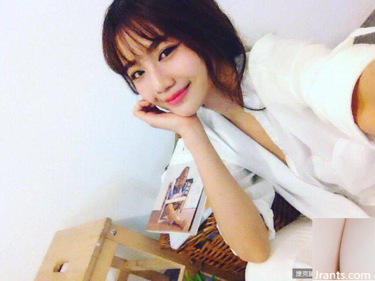 Vòng eo không khoa học! Bộ ảnh nội y xinh đẹp gợi cảm của Aniki để lộ dáng người Nami (25P) - Ảnh 19