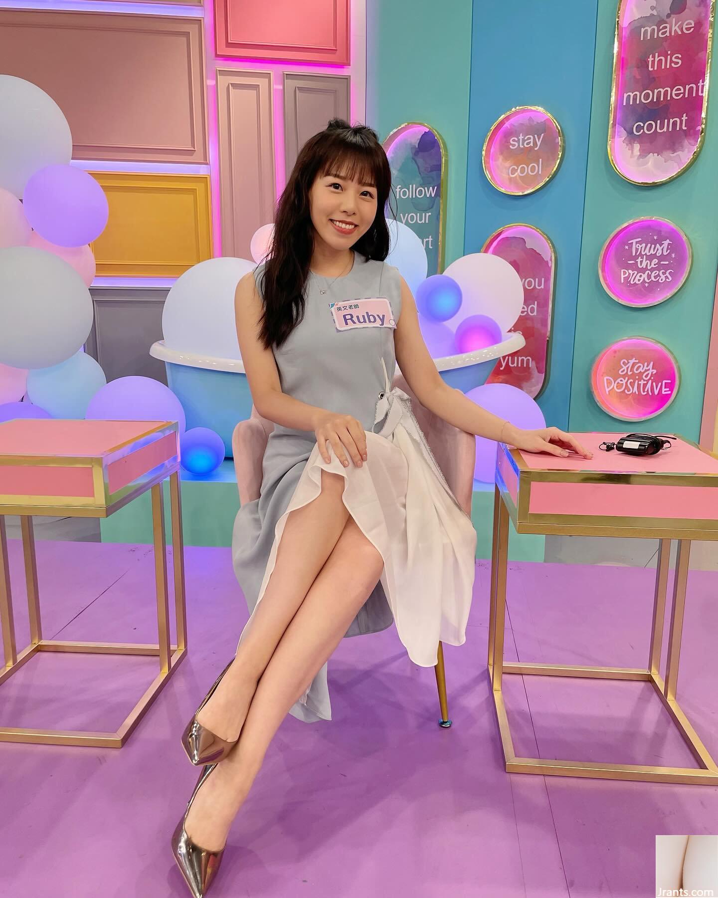 Hình ảnh khoét sâu của “Ruby_Lin” với dáng người săn chắc quyến rũ đến mức sexy! (11P) - Ảnh 5