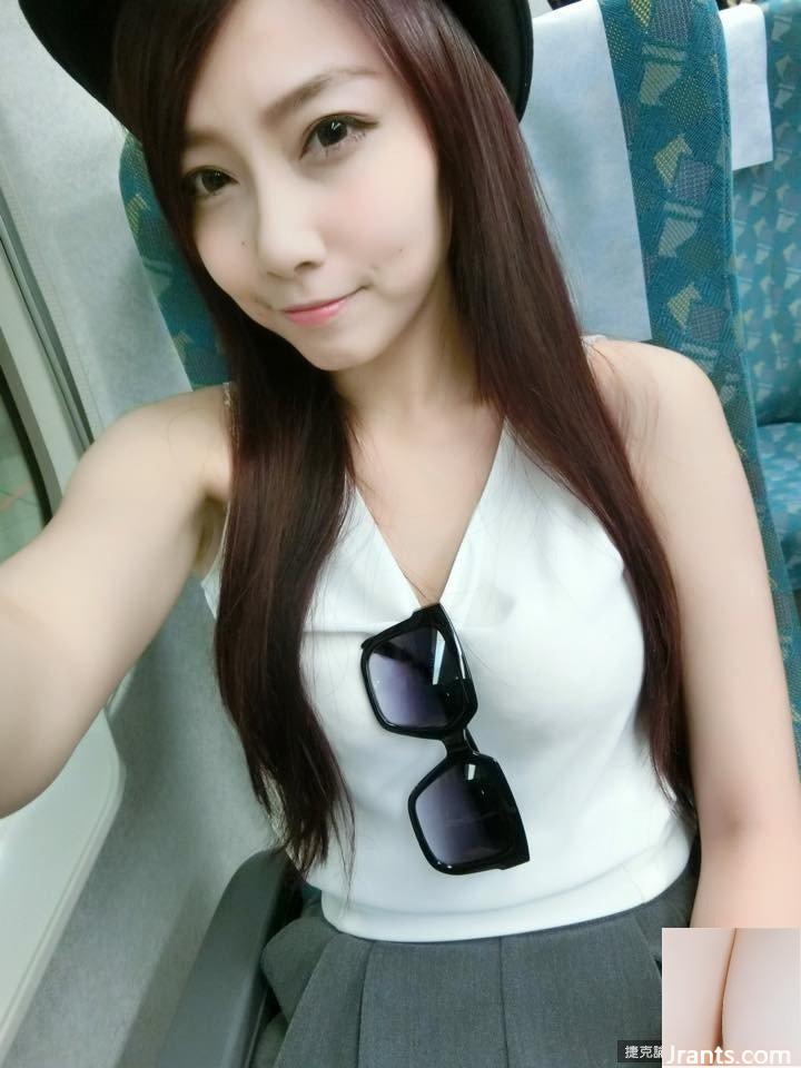 Quá hôi! Bộ ảnh xinh đẹp với sự nghiệp vững vàng của hot girl Yang Yunzhen được lan truyền rộng rãi (26P) - Ảnh 20