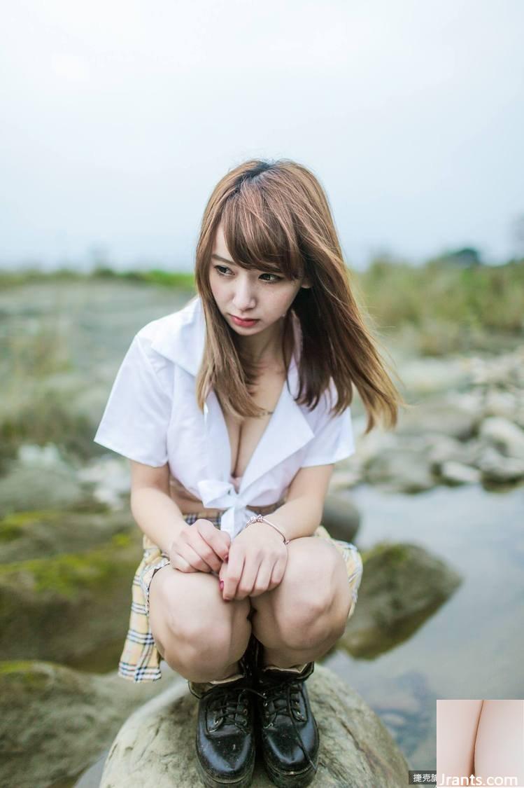 Bạn vẫn có thể có bộ ngực lớn trong tuyết! Cô gái áo khoác siêu hung dữ thả ngực (27P) - Ảnh 13