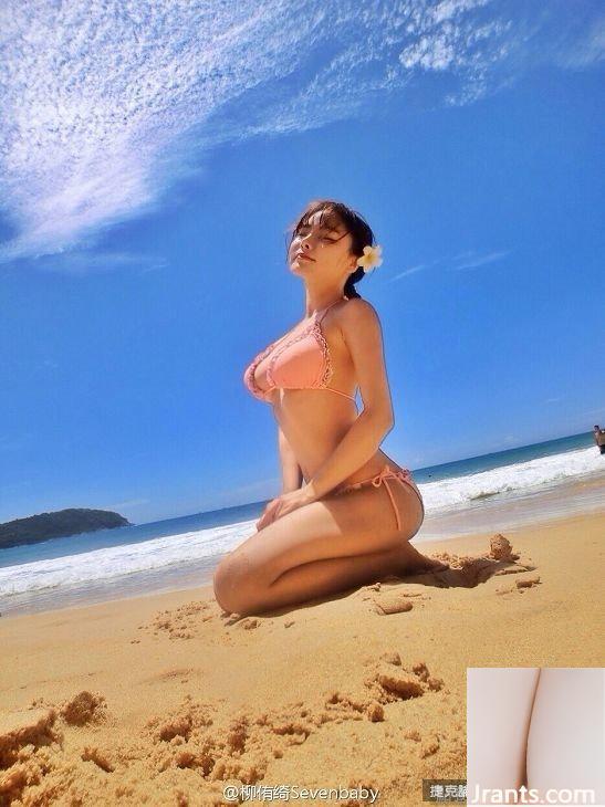 Hot girl ngực khủng “Yu Youqi” che vùng kín bằng sashimi, netizen: “Tôi muốn ăn bào ngư” (40P) - Ảnh 9