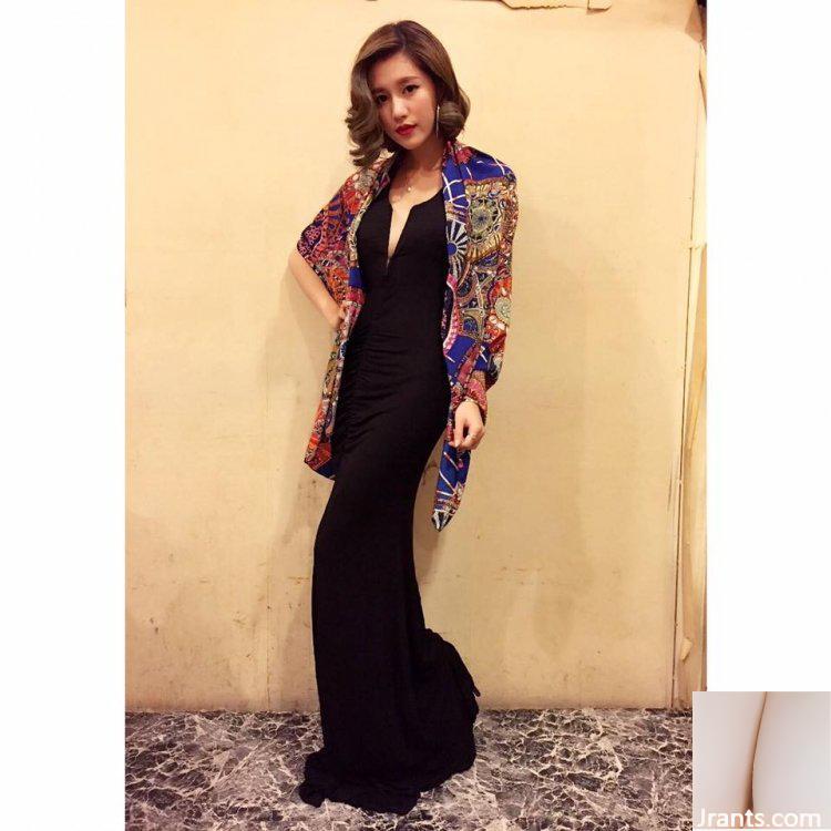 ~Zhou Shanshan~ Từ từ cởi áo khoác để lộ chiếc váy hồng và tấm lưng gợi cảm bắt mắt như bộ ngực xinh đẹp của cô ấy (41P) - Ảnh 2