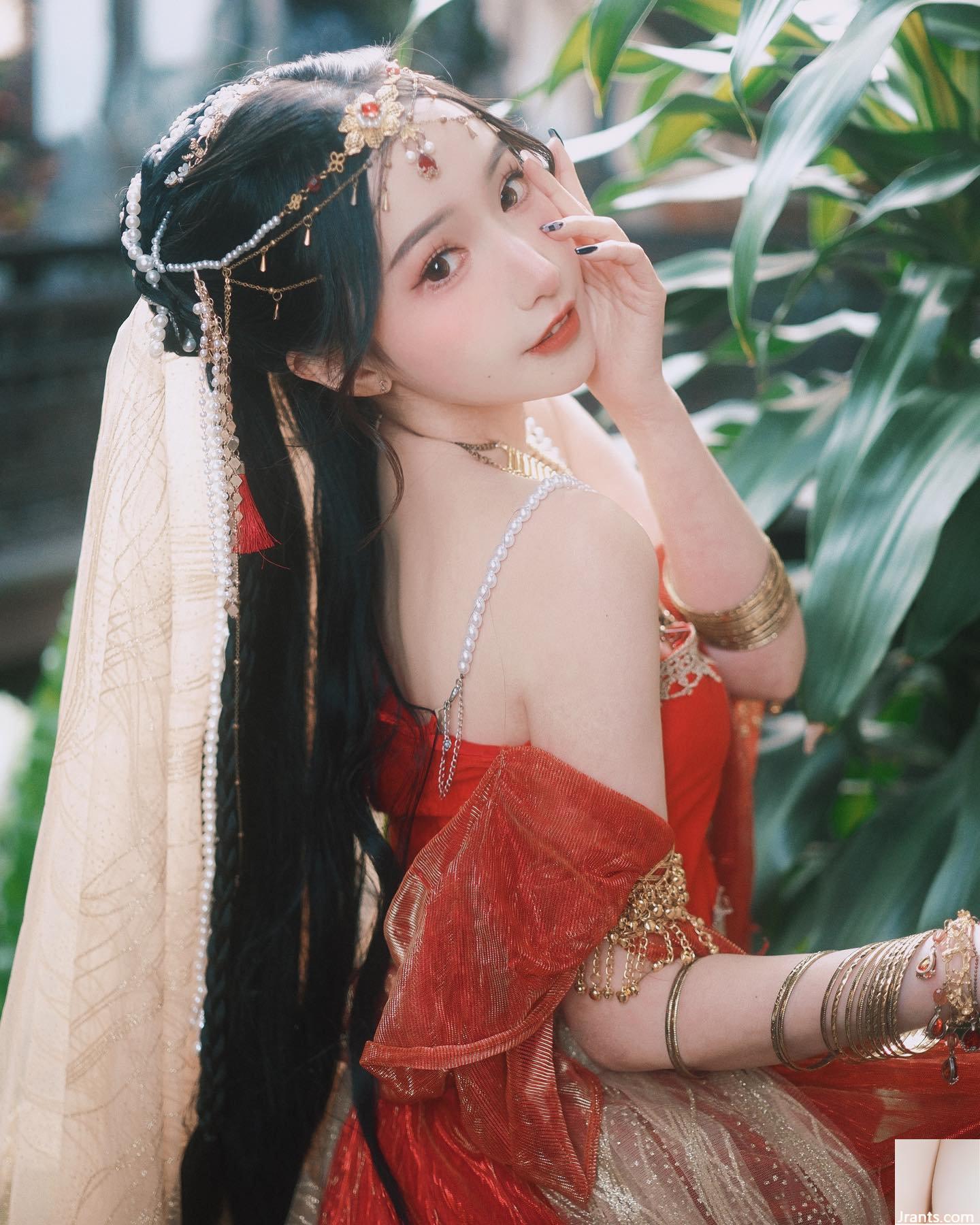 Người đẹp ngực khủng “Kezi KI” Xiaomo khoe góc nhìn xấu xa, bị fan chê quá đẹp (23P)