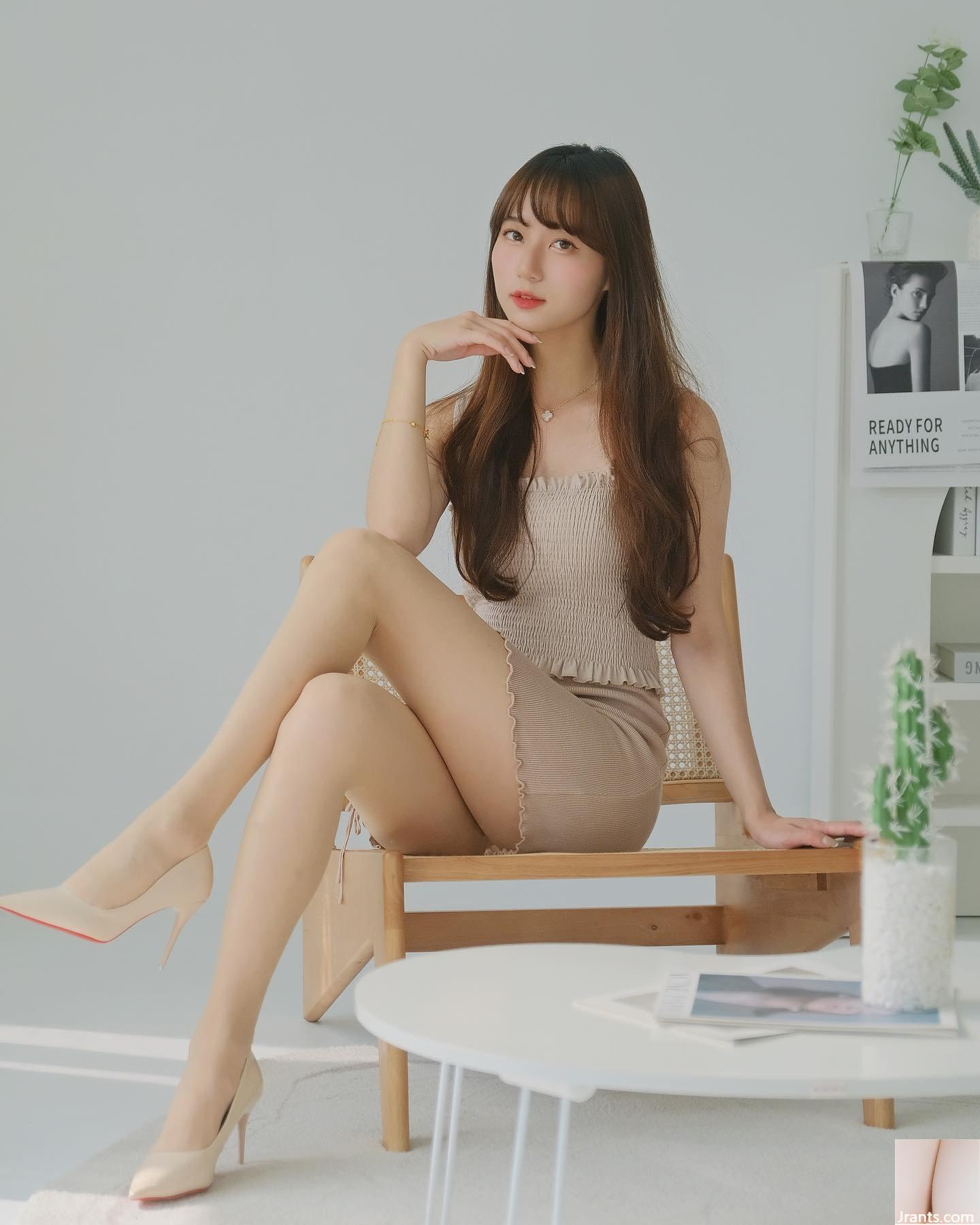 Hình ảnh bắt mắt của “Rourou JOJO” với nụ cười ngọt ngào, khuôn mặt ngọt ngào và cảm giác yêu đời (15P) - Ảnh 10