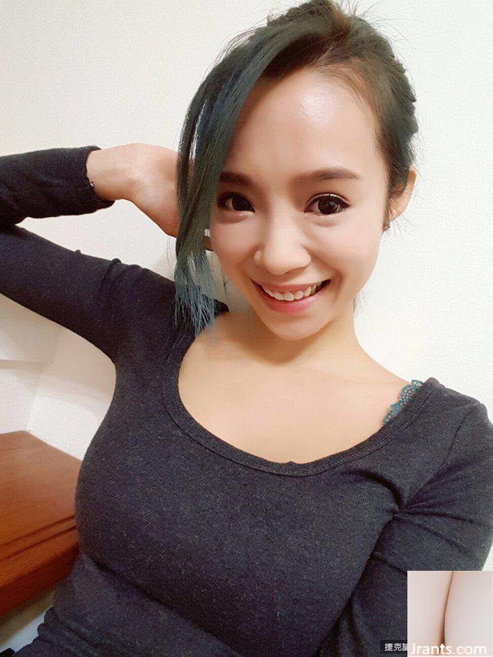 Selfie ngực khủng lạnh lùng hiện tại với nụ cười ngọt ngào ~ Yin Yin ~ có “phình hồng” và ngại ngùng quá (18P) - Ảnh 12