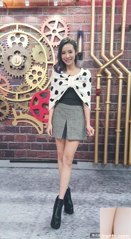 Selfie ngực khủng lạnh lùng hiện tại với nụ cười ngọt ngào ~ Yin Yin ~ có “phình hồng” và ngại ngùng quá (18P) - Ảnh 4