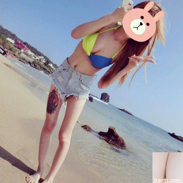 Đăng ảnh Facebook khoe Bắc bán cầu! Cho các bạn ngắm gái xinh Lin Ruo với hình xăm độc đáo đang yêu (11P) - Ảnh 3