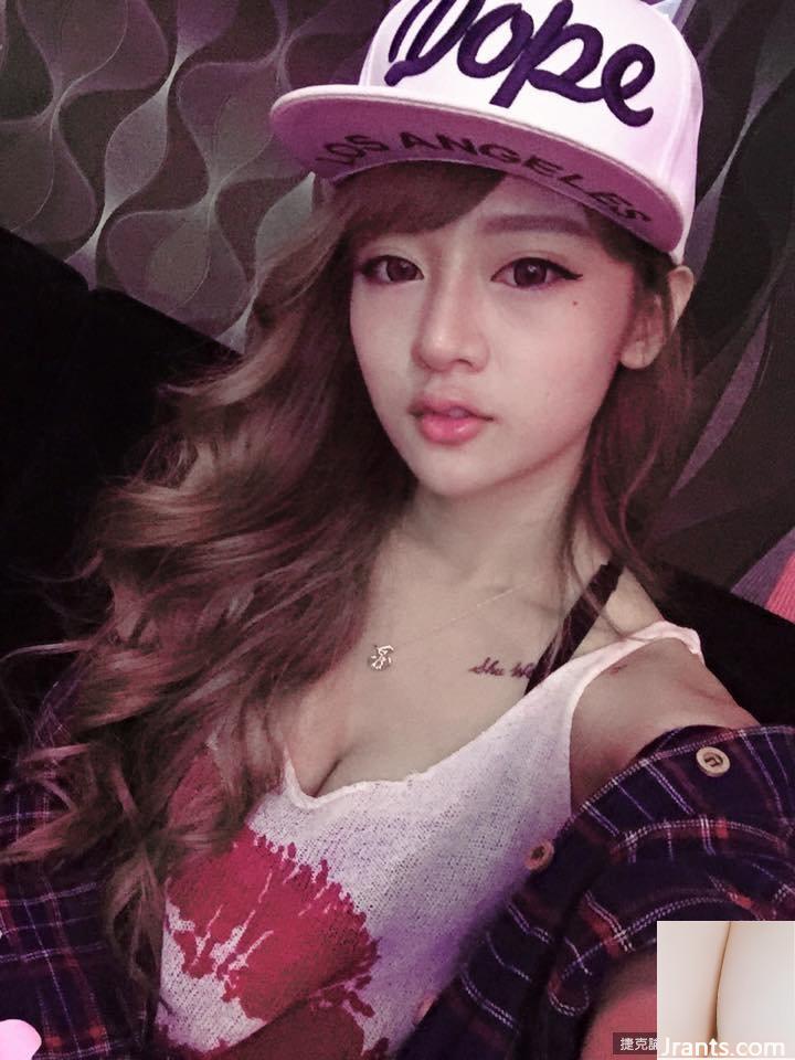 Nữ vũ công hộp đêm nóng bỏng ~ Chen Mei (Paipai Benben) ~ Cô ấy siêu quyến rũ trong bộ váy đen bó sát với bộ ngực khủng và vòng eo thon gọn!! - Ảnh 28