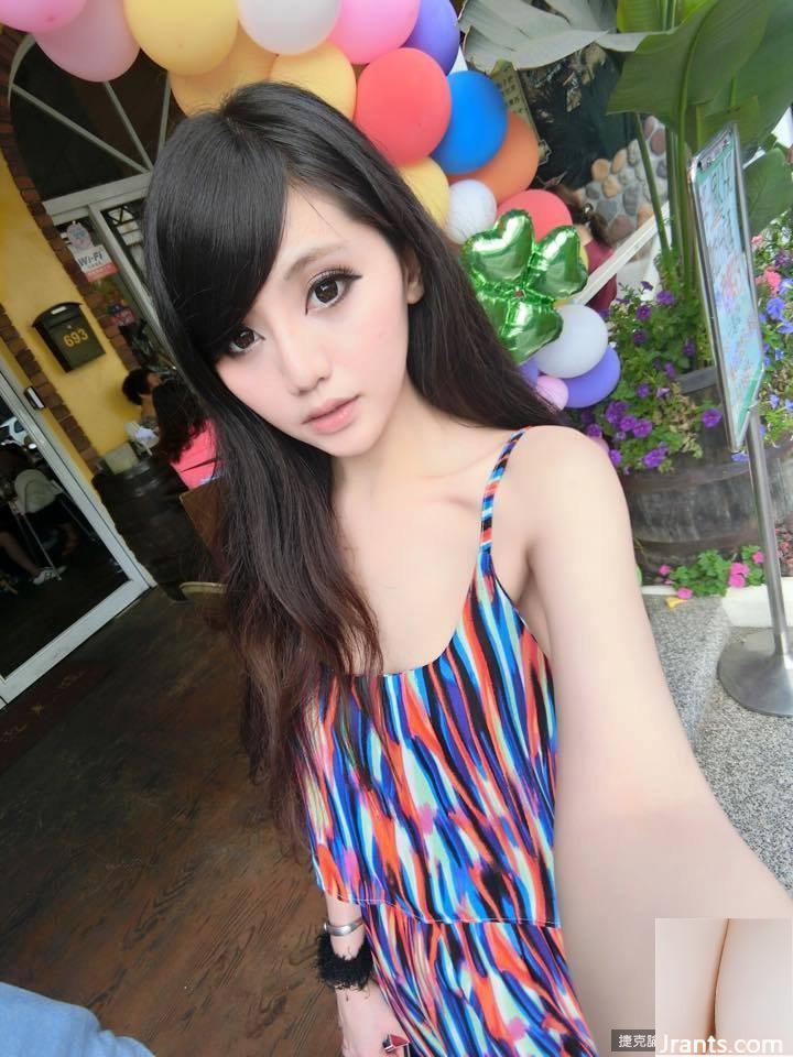 Cô gái có làn da trắng, dáng mảnh mai và đôi chân dài ~ Zhang Rongrong ~ bờ vai thon và bộ ngực thon, thật gợi cảm (61P) - Ảnh 53