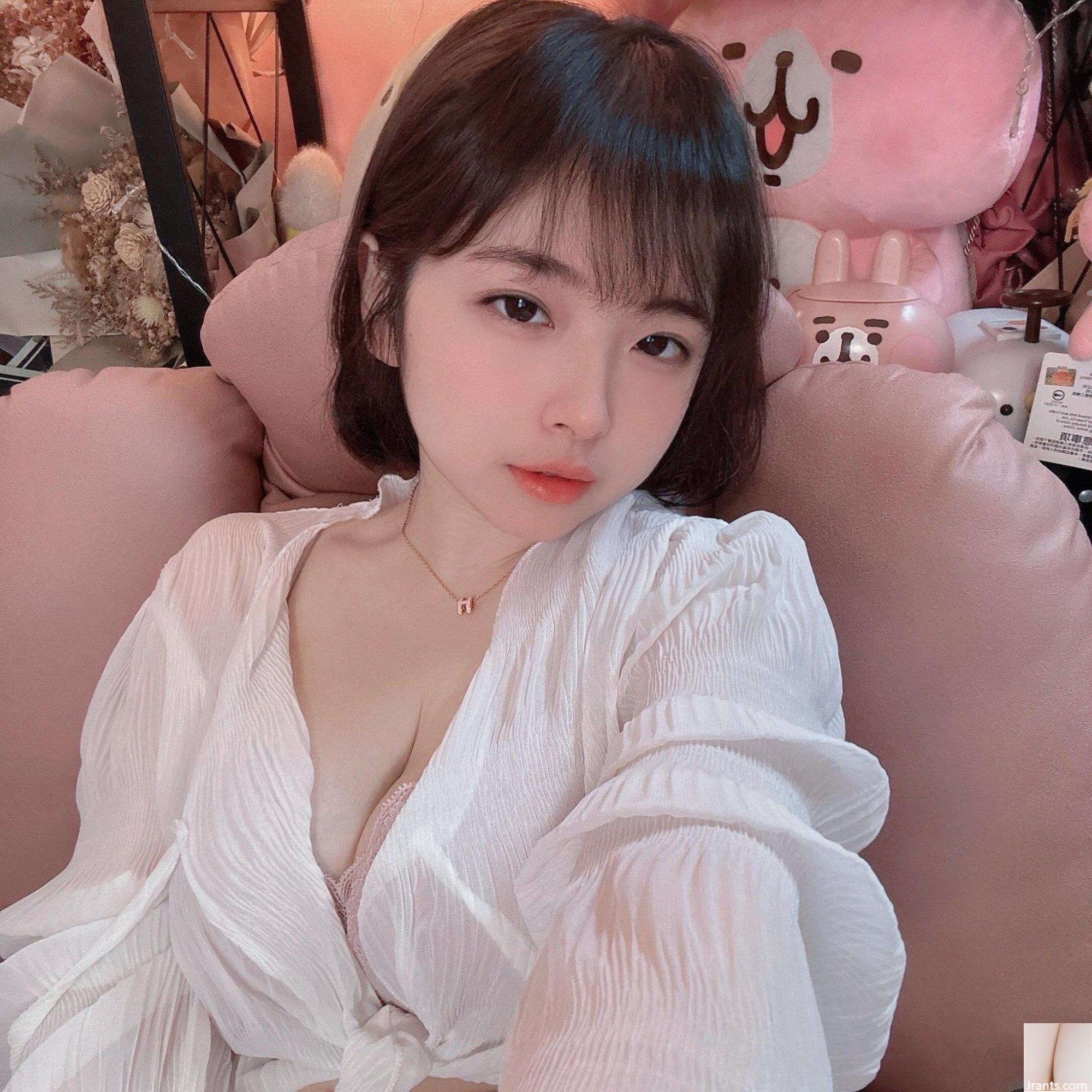 Vẻ đẹp gợi cảm “Luo Yiyi” sẽ chinh phục bạn bằng vòng một đầy đặn (14P) - Ảnh 7