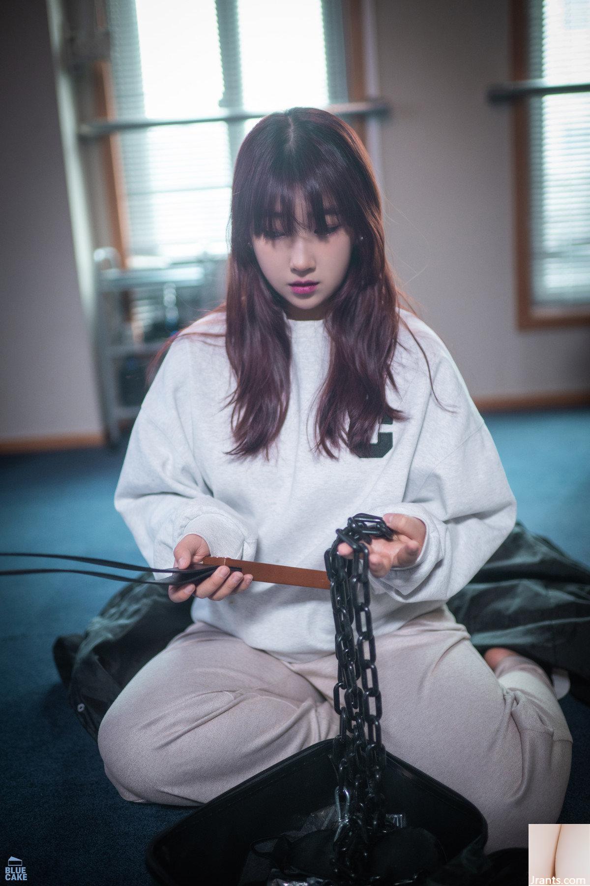 (Ggubbu) Càng nhìn dáng người bụ bẫm của cô ấy, cô ấy càng trở nên sừng sỏ (40P) - Ảnh 7