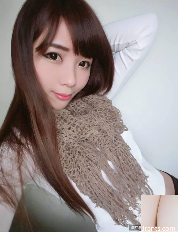 Qiu Leilei ~ Bức ảnh gợi cảm hiếm hoi khoe bộ ngực nhỏ trên giường (23P) - Ảnh 16