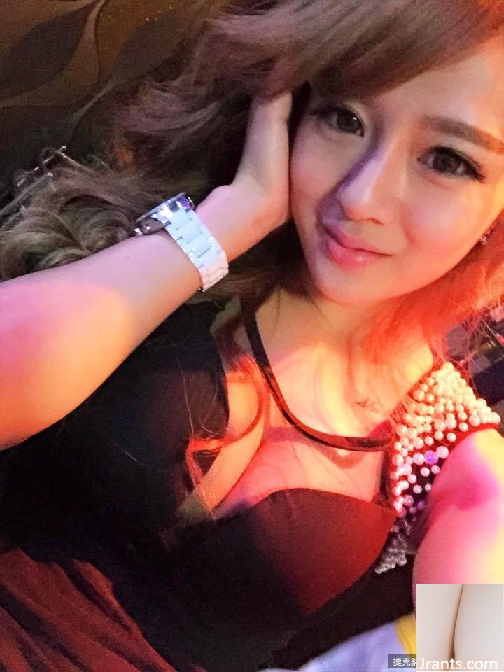 ~Chen Wei (Paipai Benben) ~ Chiếc váy bó sát màu đen có bộ ngực khủng và vòng eo thon, siêu quyến rũ!!