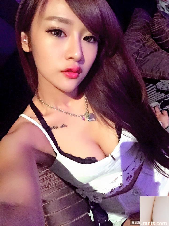 ~Chen Wei (Paipai Benben) ~ Chiếc váy bó sát màu đen có bộ ngực khủng và vòng eo thon, siêu quyến rũ!! - Ảnh 24