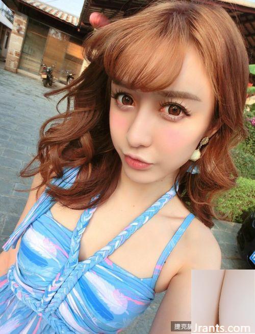 Cô gái xinh đẹp và ngọt ngào Wang Mengshi có đường cong vòng eo gợi cảm (18P) - Ảnh 11