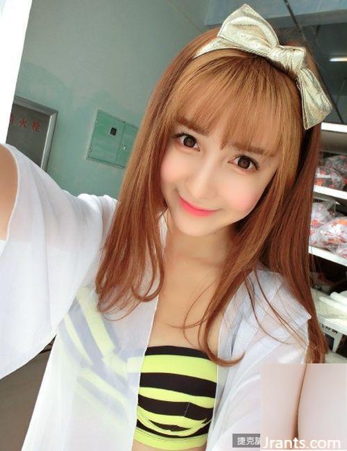 Cô gái xinh đẹp và ngọt ngào Wang Mengshi có đường cong vòng eo gợi cảm (18P) - Ảnh 17