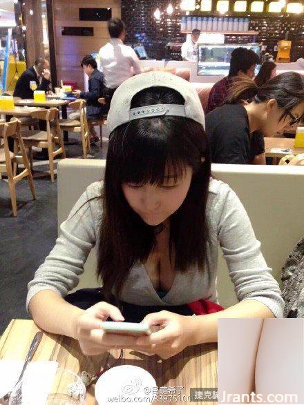 Trọng tài bể bơi xinh đẹp hung dữ nhất với bộ ngực cúp G ~ Lu Mengxizi (Lu Shuaixi) ~ Bức ảnh selfie ngực khủng mới nhất sắp bùng nổ!! - Ảnh 15