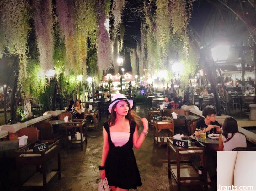 Em yêu Xiaoya ~ mặc bộ đồ ngủ sexy khoét sâu bắt mắt trước khi đi ngủ, thật bắt mắt!! (52P) - Ảnh 28