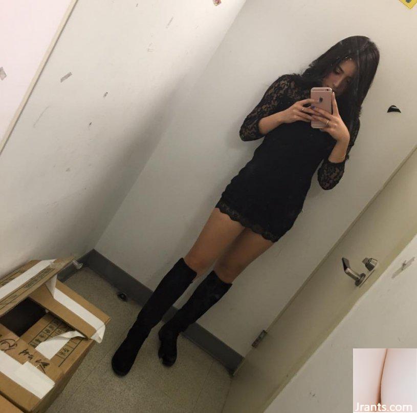 Nữ giáo viên ngực D gợi cảm ~Vivi Xu Wei'an (27P) - Ảnh 24