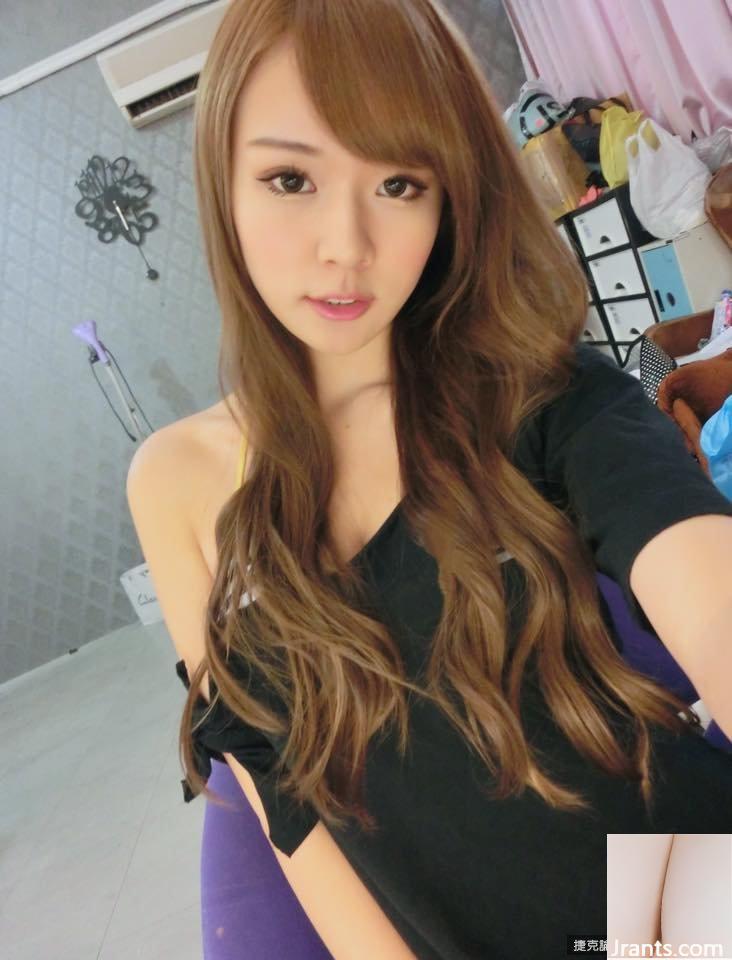 Cô gái xinh đẹp ngọt ngào Lisa trong trang phục y tá xuất hiện gợi cảm đến mức tôi rất muốn được cô ấy chăm sóc (34P) - Ảnh 22