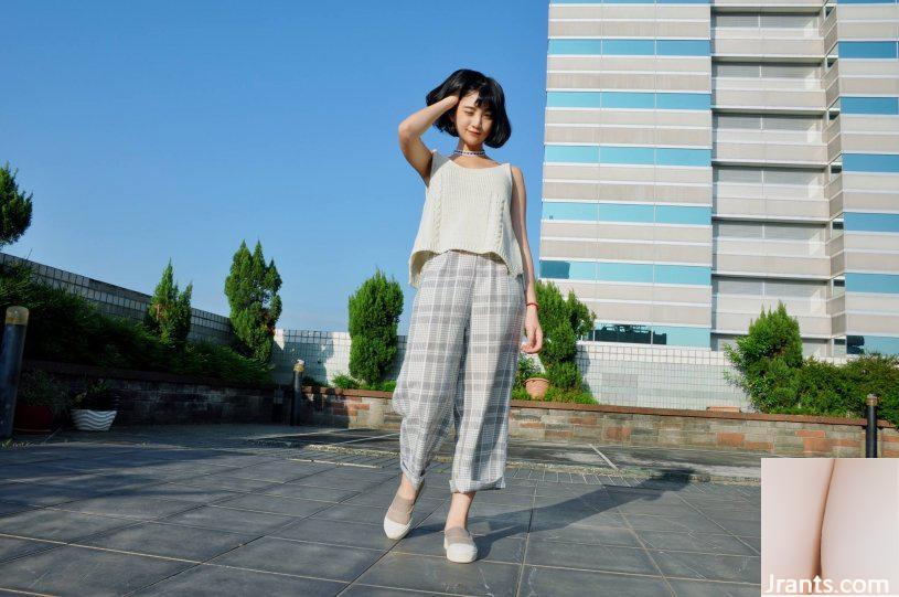 Tại Game Show, cosplayer ngực siêu ngực Li Youmei diễn giải nữ tướng Cổng Thời Không (24P) - Ảnh 13