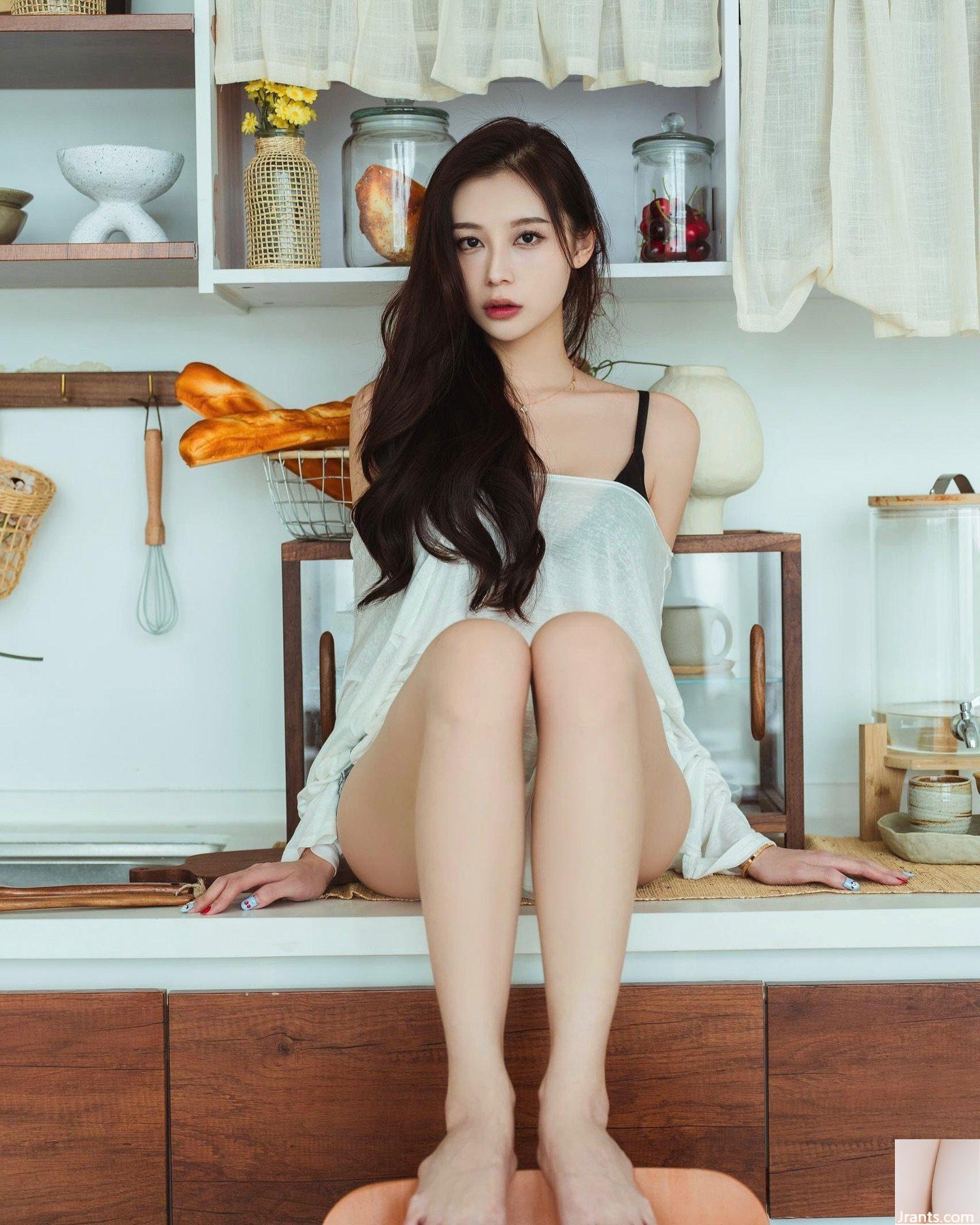 Hình ảnh cô gái xinh đẹp “Szesin Pua” với khe ngực chữ V sâu đầy cám dỗ (18P) - Ảnh 9