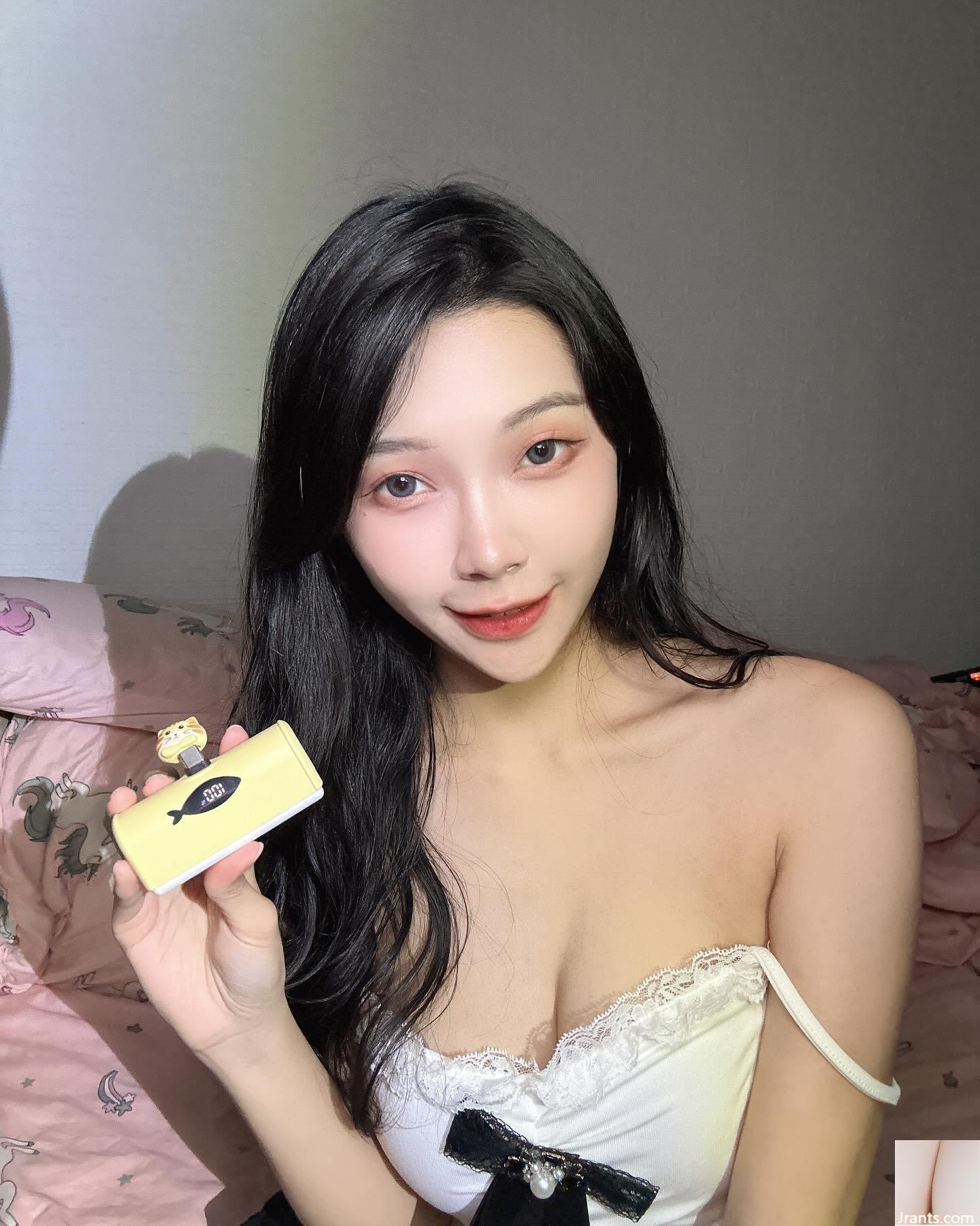 Nhan sắc thần tiên “đá bé vẹo” nữ thần trẻ thơ mang đến lợi ích mãn nhãn - Ảnh 3