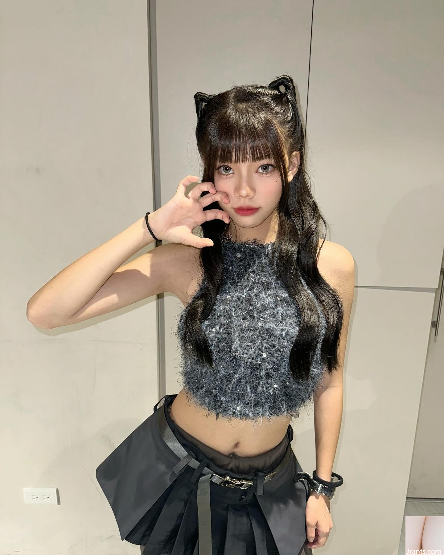 Hot girl “vicky__04.21” có biểu cảm ngây thơ, dễ thương khiến người ta mê mẩn! - Ảnh 14