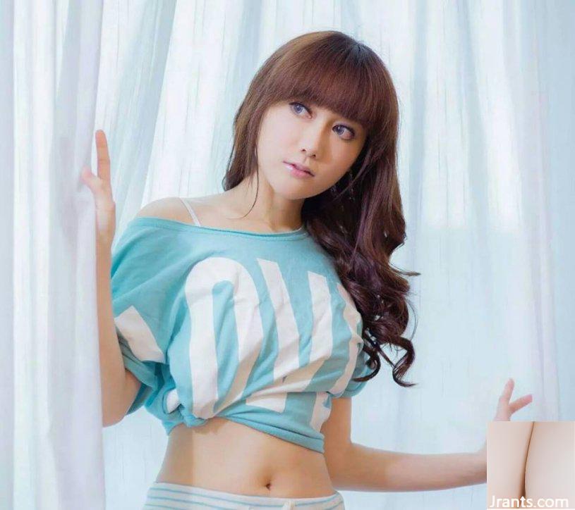 ~Yuna Alvara Lin Yuna~100% gợi cảm hoàn hảo nằm trên giường (59P)