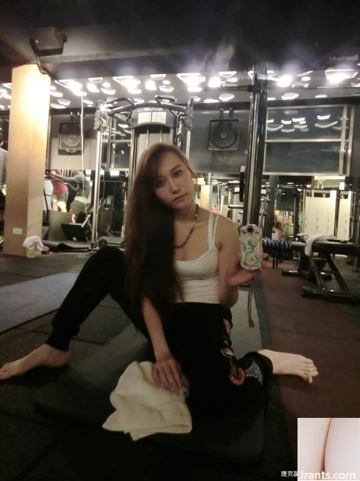 ~Yuna Alvara Lin Yuna~100% gợi cảm hoàn hảo nằm trên giường (59P) - Ảnh 33