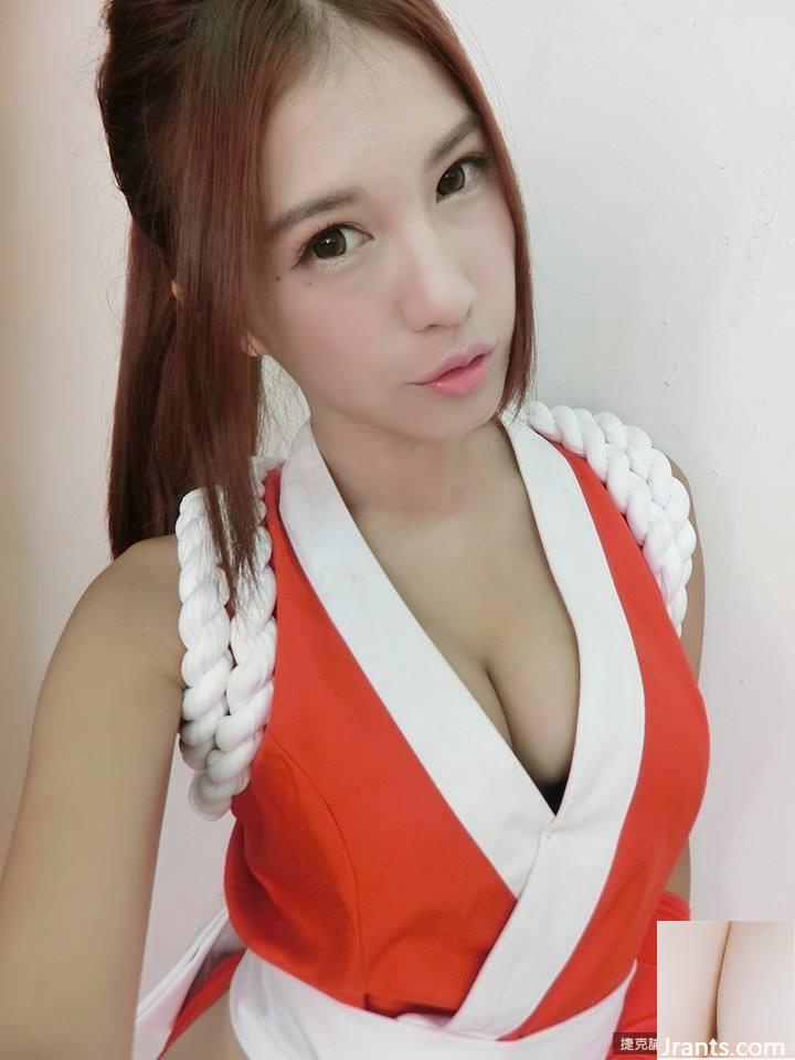Người mẫu xe chân dài E-cup của trường trung học dạy nghề Zhuang Jing ~ Chunli bé nhỏ hung dữ (Zhijun Jun) ~ Những bức ảnh ngực khủng, chân đẹp và ngực đẹp trong xe rất bắt mắt (29P) - Ảnh 13
