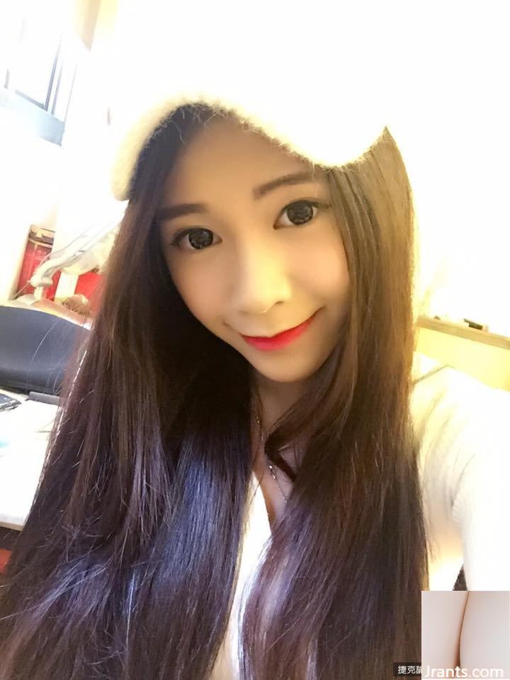 Nữ thần ngực đẹp thế hệ mới “Cô gái kẹo sữa Đài Trung” bĩu môi nóng bỏng, ai chịu nổi! (107P) - Ảnh 10